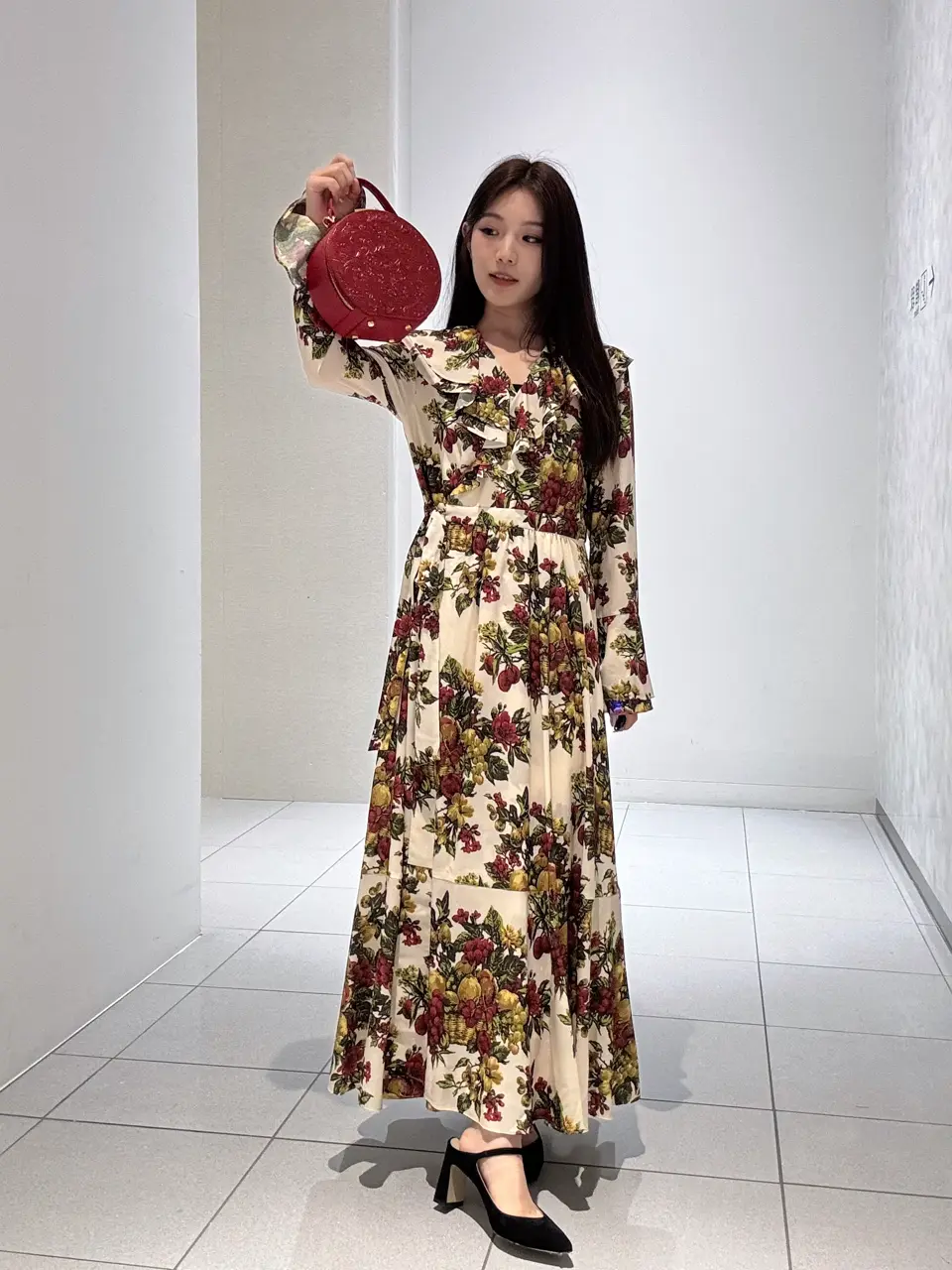 GRACE CONTINENTAL 王　宇キン コーディネート画像