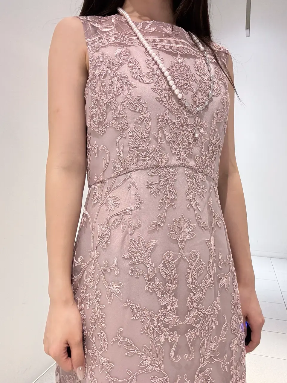 GRACE CONTINENTAL 王　宇キン コーディネート画像