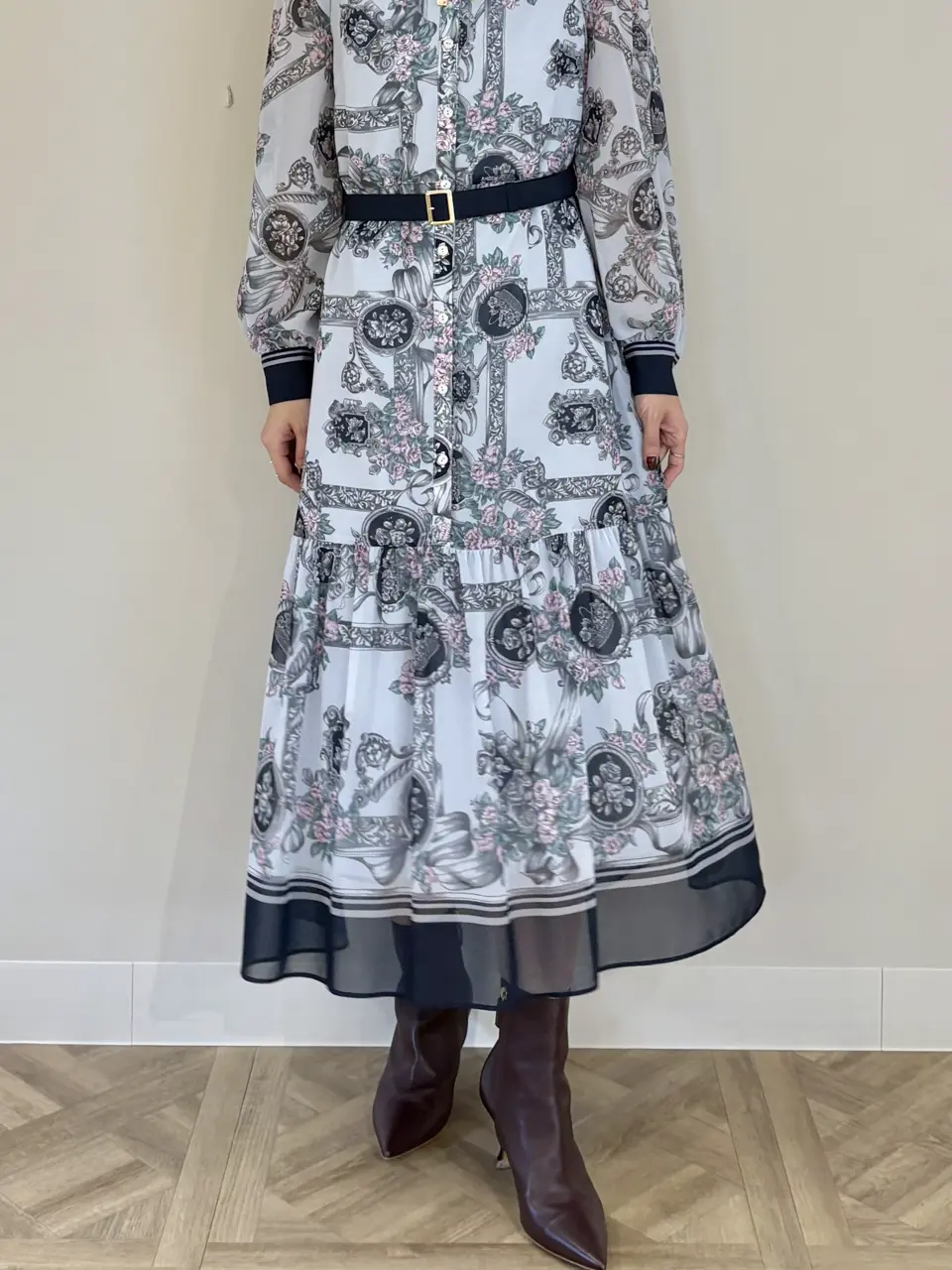 GRACE CONTINENTAL Yuuki NOZAWA コーディネート画像