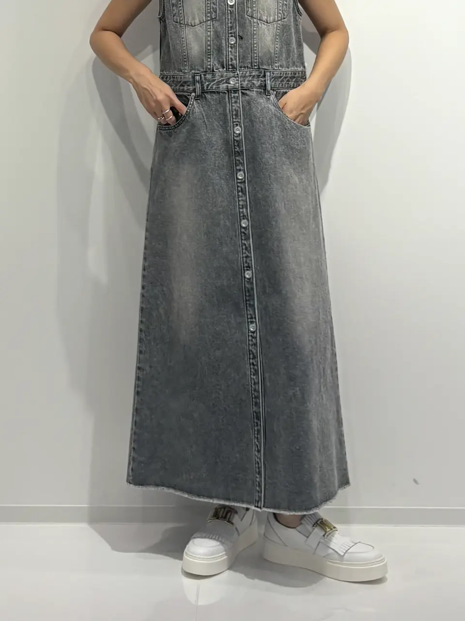 GRACE CONTINENTAL Yuuki NOZAWA コーディネート画像