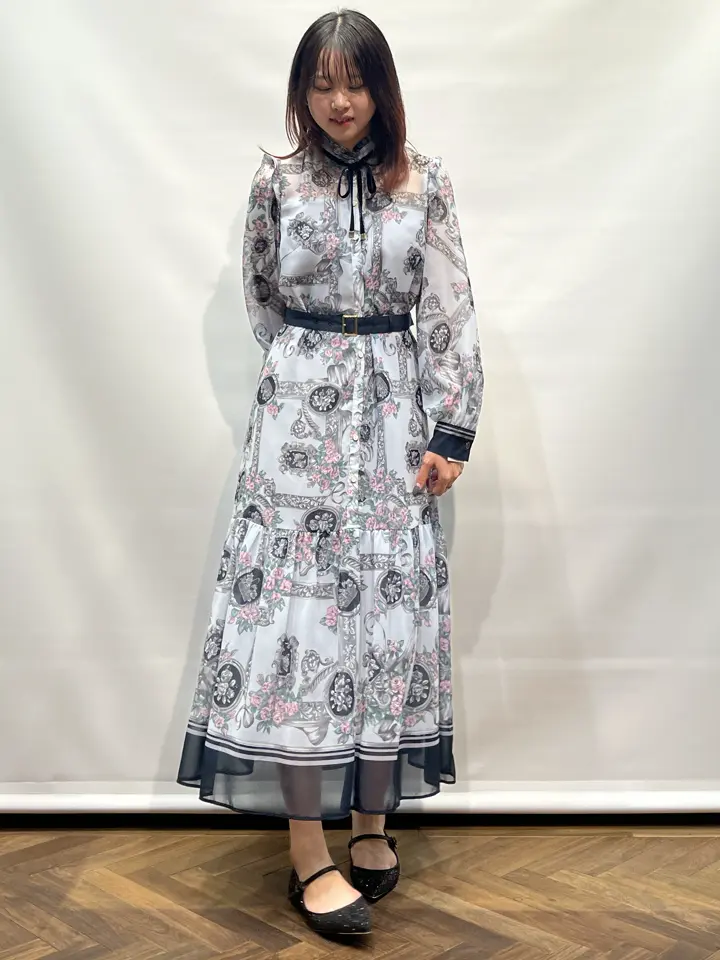 GRACE CONTINENTAL 後藤 瑚蒔 コーディネート画像