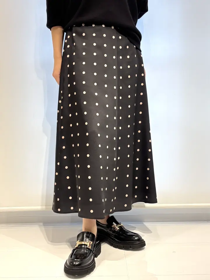 GRACE CONTINENTAL FUKUSHIMA YURIE コーディネート画像