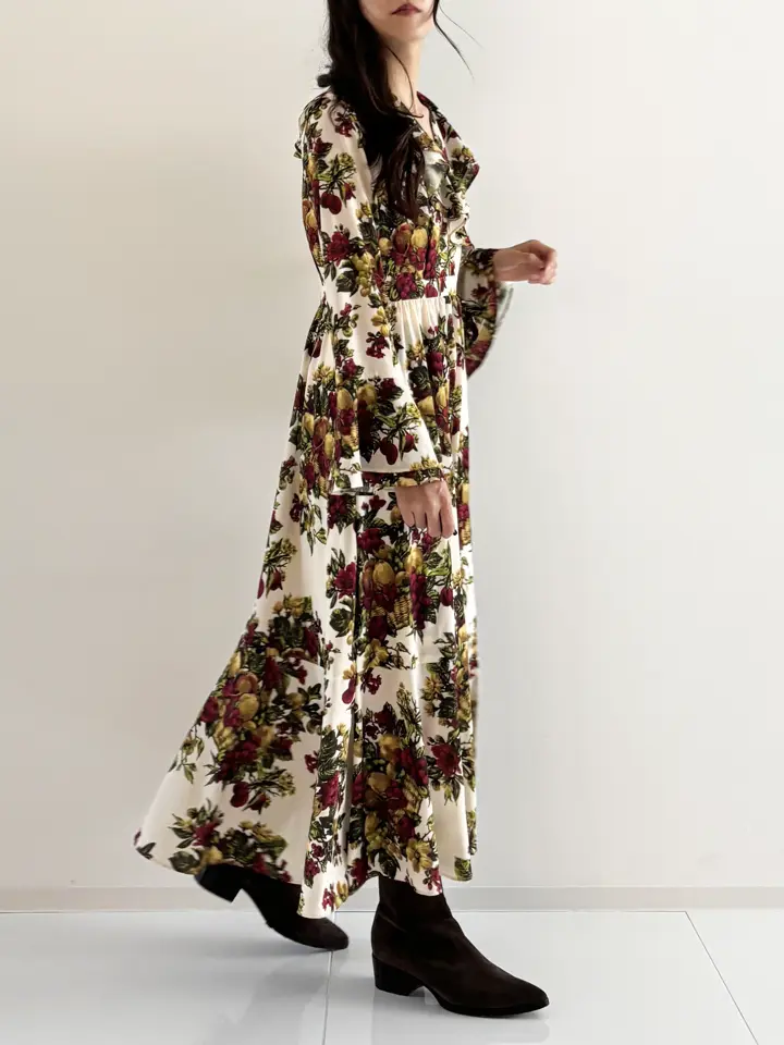 GRACE CONTINENTAL Hikaru Okada コーディネート画像