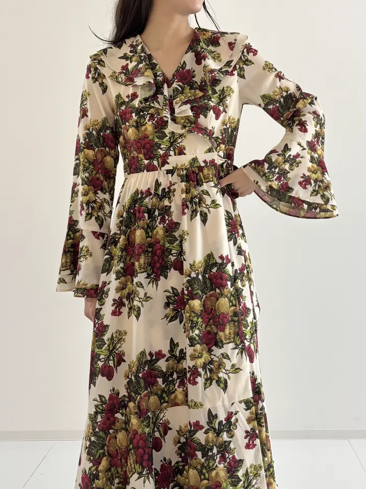 GRACE CONTINENTAL Hikaru Okada コーディネート画像