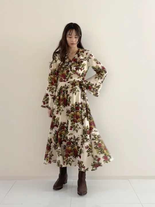 GRACE CONTINENTAL Hikaru Okada コーディネート画像