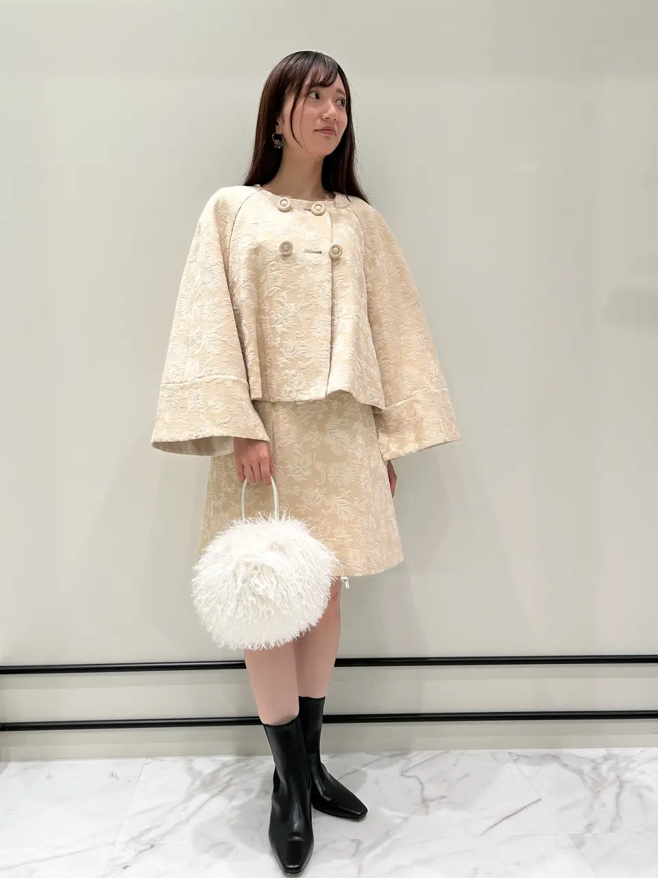 GRACE CONTINENTAL 若園　ひかり コーディネート画像