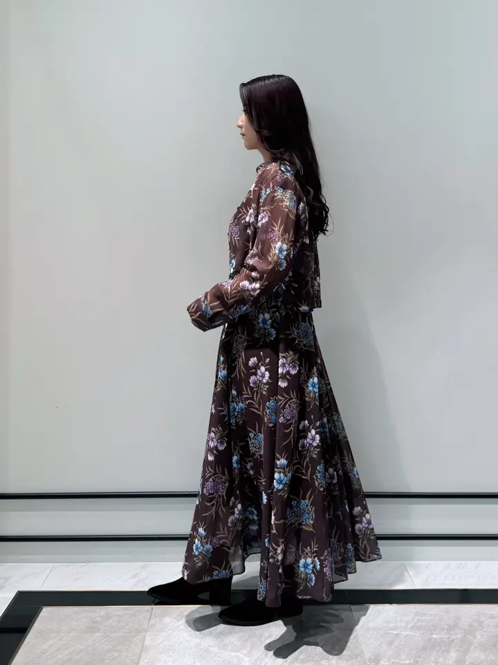 GRACE CONTINENTAL MOMOKO コーディネート画像