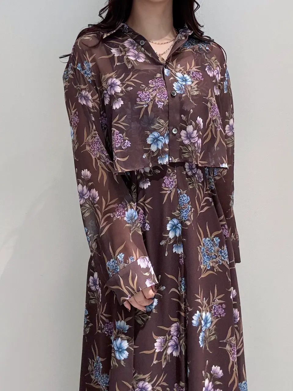 GRACE CONTINENTAL MOMOKO コーディネート画像