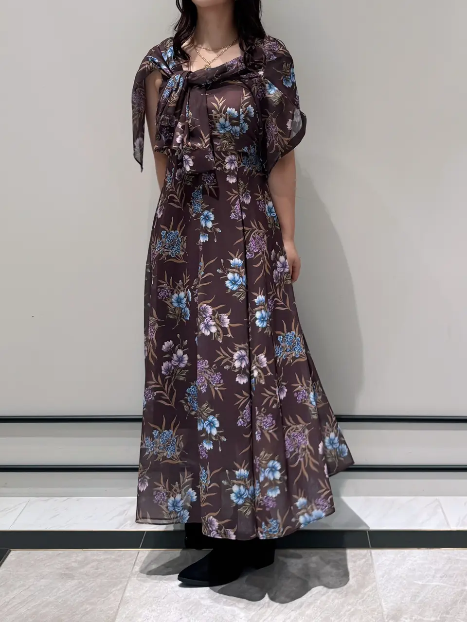 GRACE CONTINENTAL MOMOKO コーディネート画像