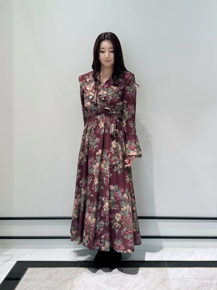 GRACE CONTINENTAL MOMOKO コーディネート画像