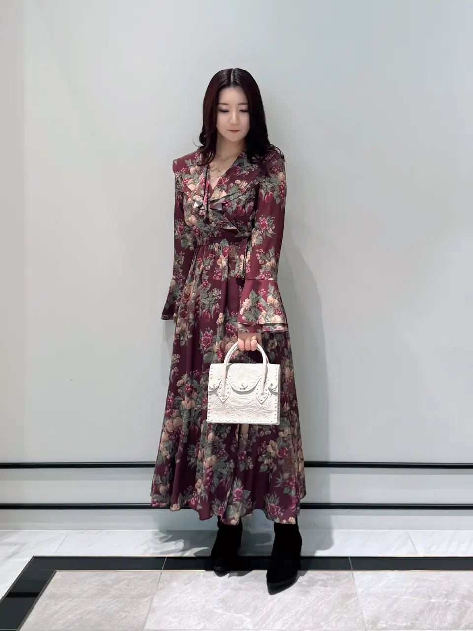 GRACE CONTINENTAL MOMOKO コーディネート画像