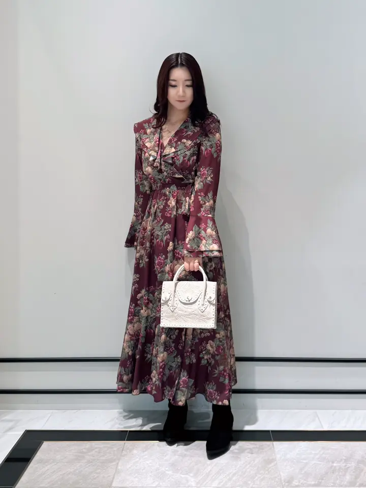 GRACE CONTINENTAL MOMOKO コーディネート画像