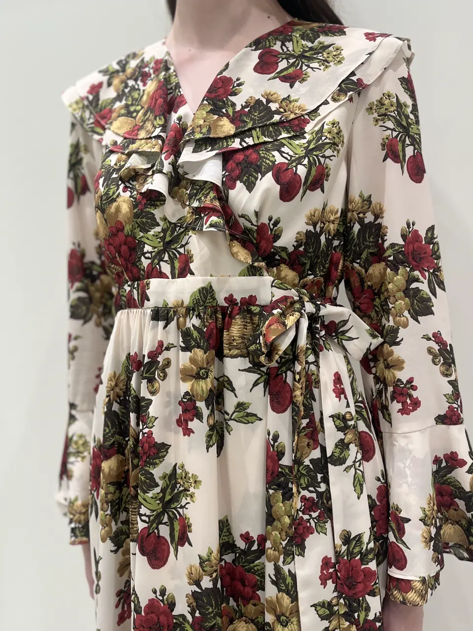 GRACE CONTINENTAL Hotei コーディネート画像