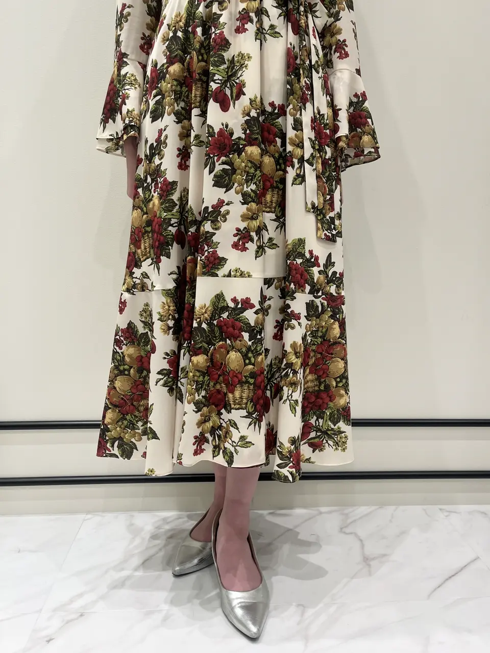 GRACE CONTINENTAL Hotei コーディネート画像