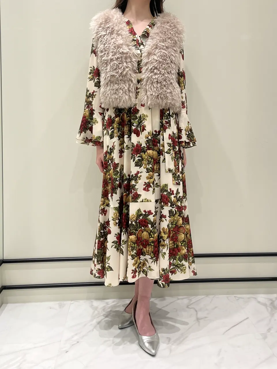 GRACE CONTINENTAL Hotei コーディネート画像