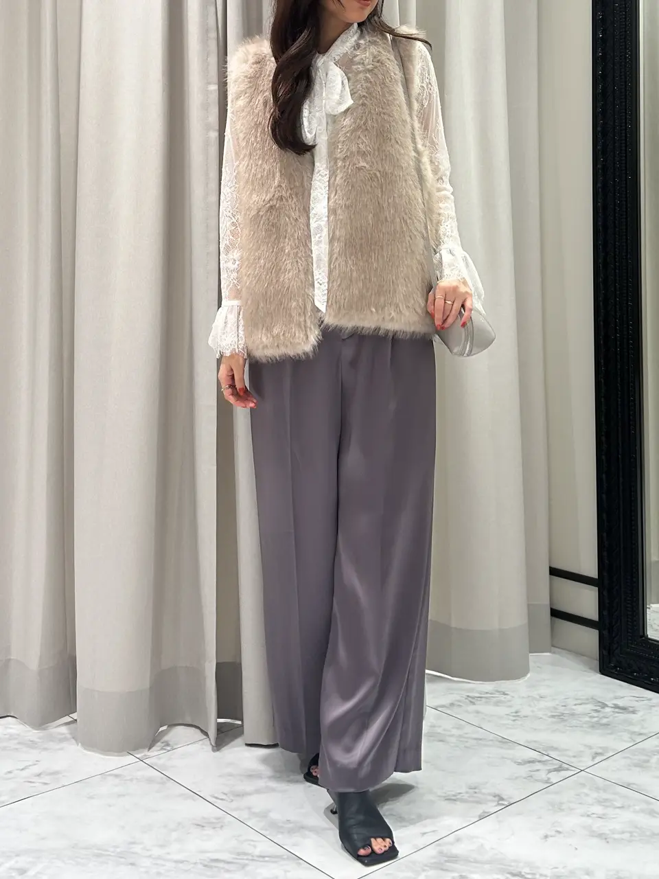 GRACE CONTINENTAL 志田　悠 コーディネート画像