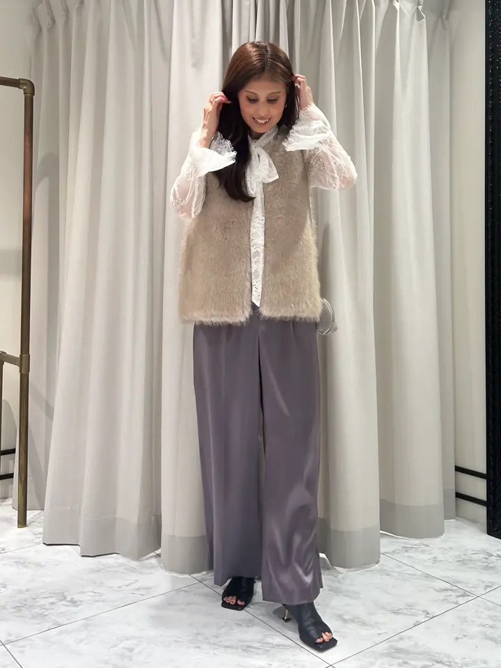 GRACE CONTINENTAL 志田　悠 コーディネート画像