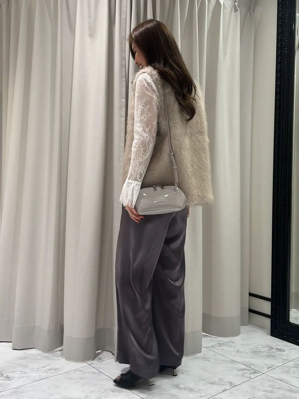 GRACE CONTINENTAL 志田　悠 コーディネート画像