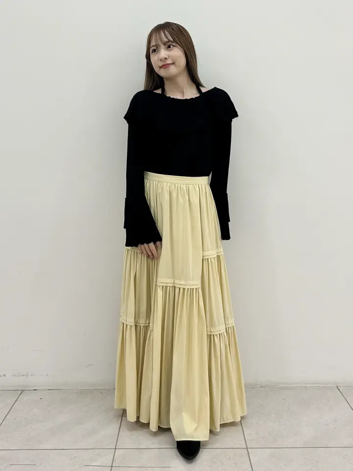 GRACE CONTINENTAL Miu Akamatsu コーディネート画像