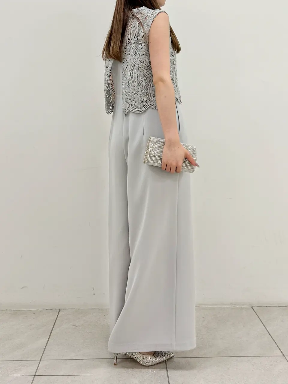 GRACE CONTINENTAL Miu Akamatsu コーディネート画像