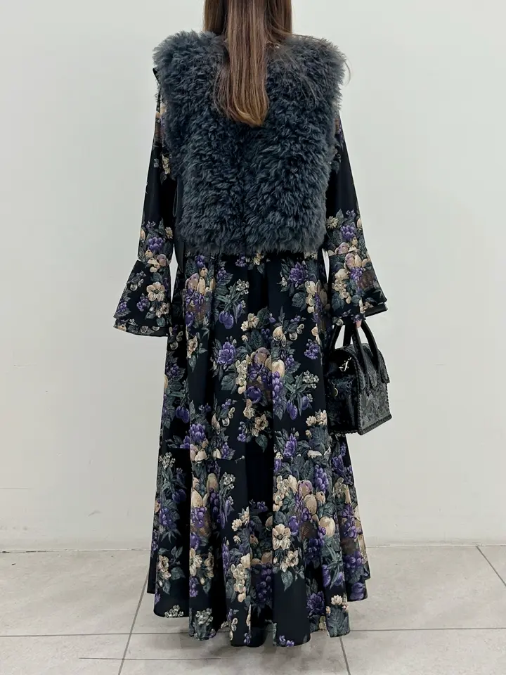 GRACE CONTINENTAL Miu Akamatsu コーディネート画像