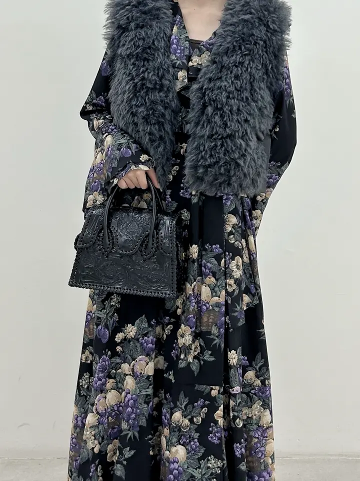 GRACE CONTINENTAL Miu Akamatsu コーディネート画像