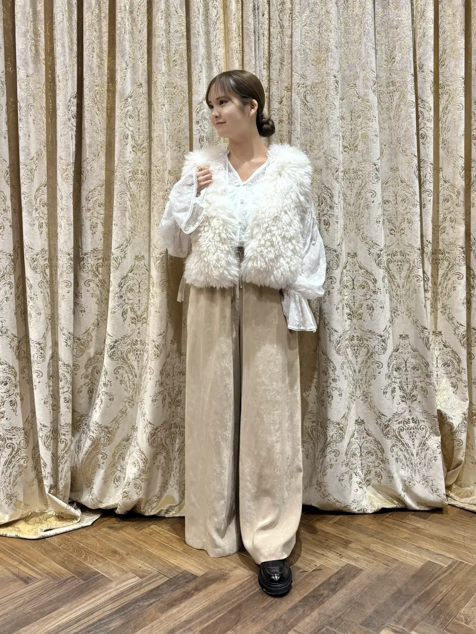 GRACE CONTINENTAL adachi miyuki コーディネート画像