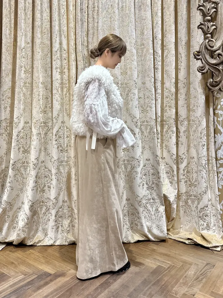 GRACE CONTINENTAL adachi miyuki コーディネート画像