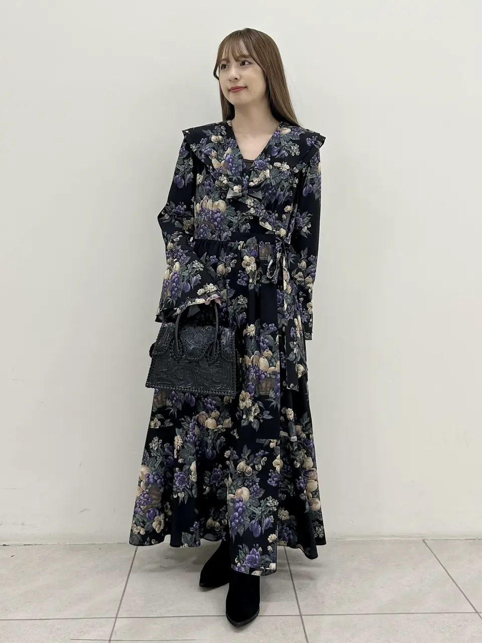 GRACE CONTINENTAL Miu Akamatsu コーディネート画像