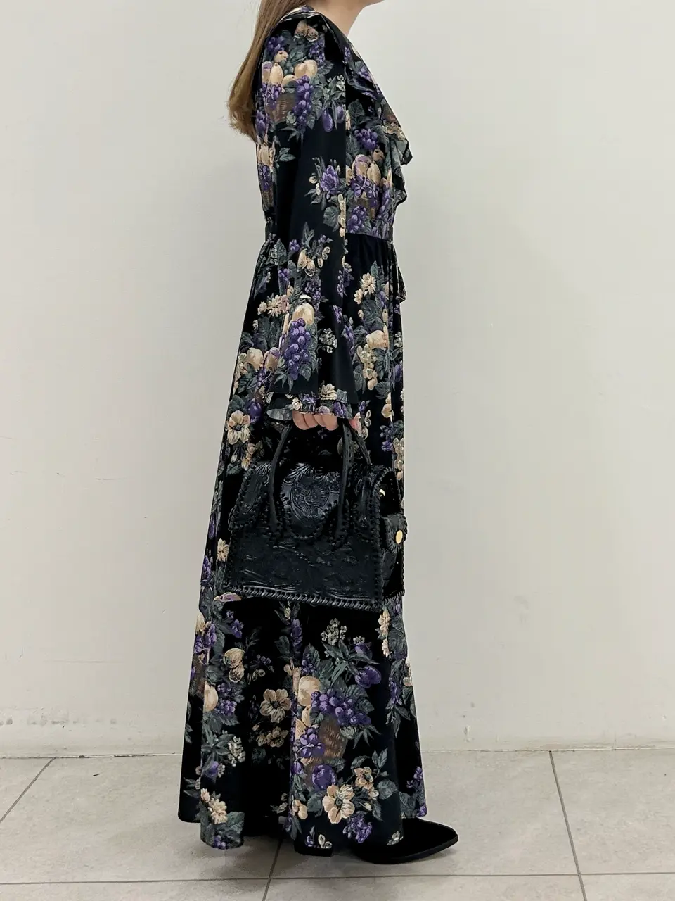 GRACE CONTINENTAL Miu Akamatsu コーディネート画像