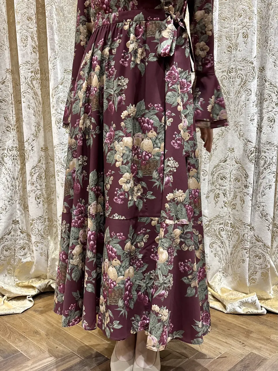 GRACE CONTINENTAL adachi miyuki コーディネート画像