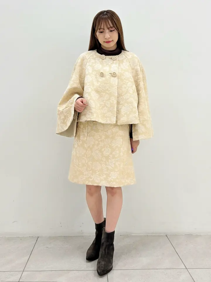 GRACE CONTINENTAL Miu Akamatsu コーディネート画像