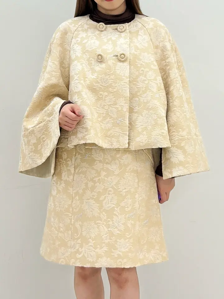 GRACE CONTINENTAL Miu Akamatsu コーディネート画像