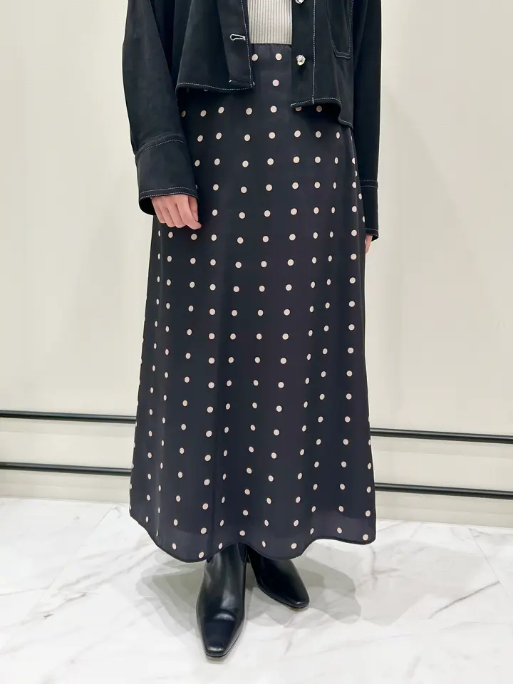 GRACE CONTINENTAL 若園　ひかり コーディネート画像