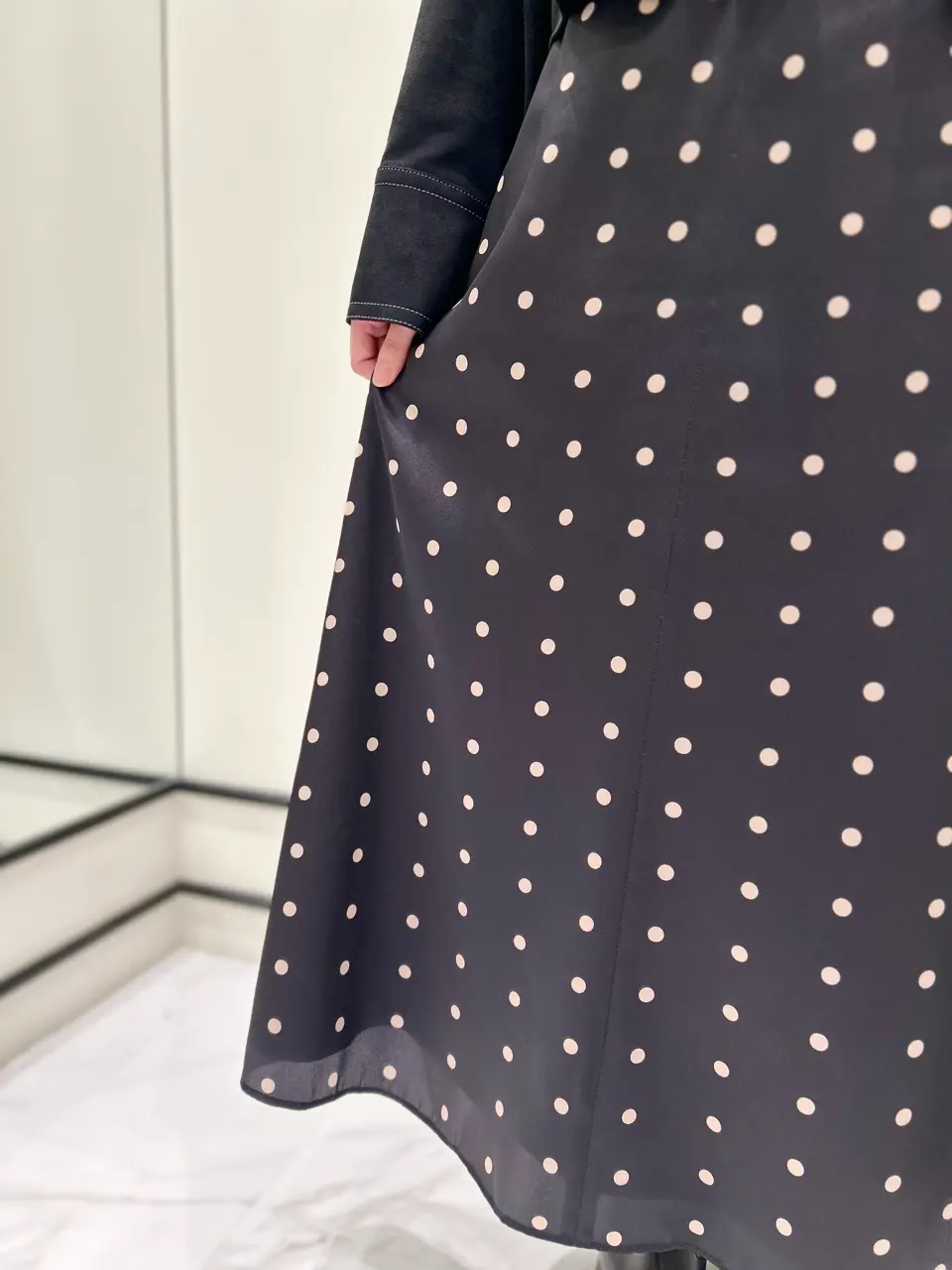 GRACE CONTINENTAL 若園　ひかり コーディネート画像