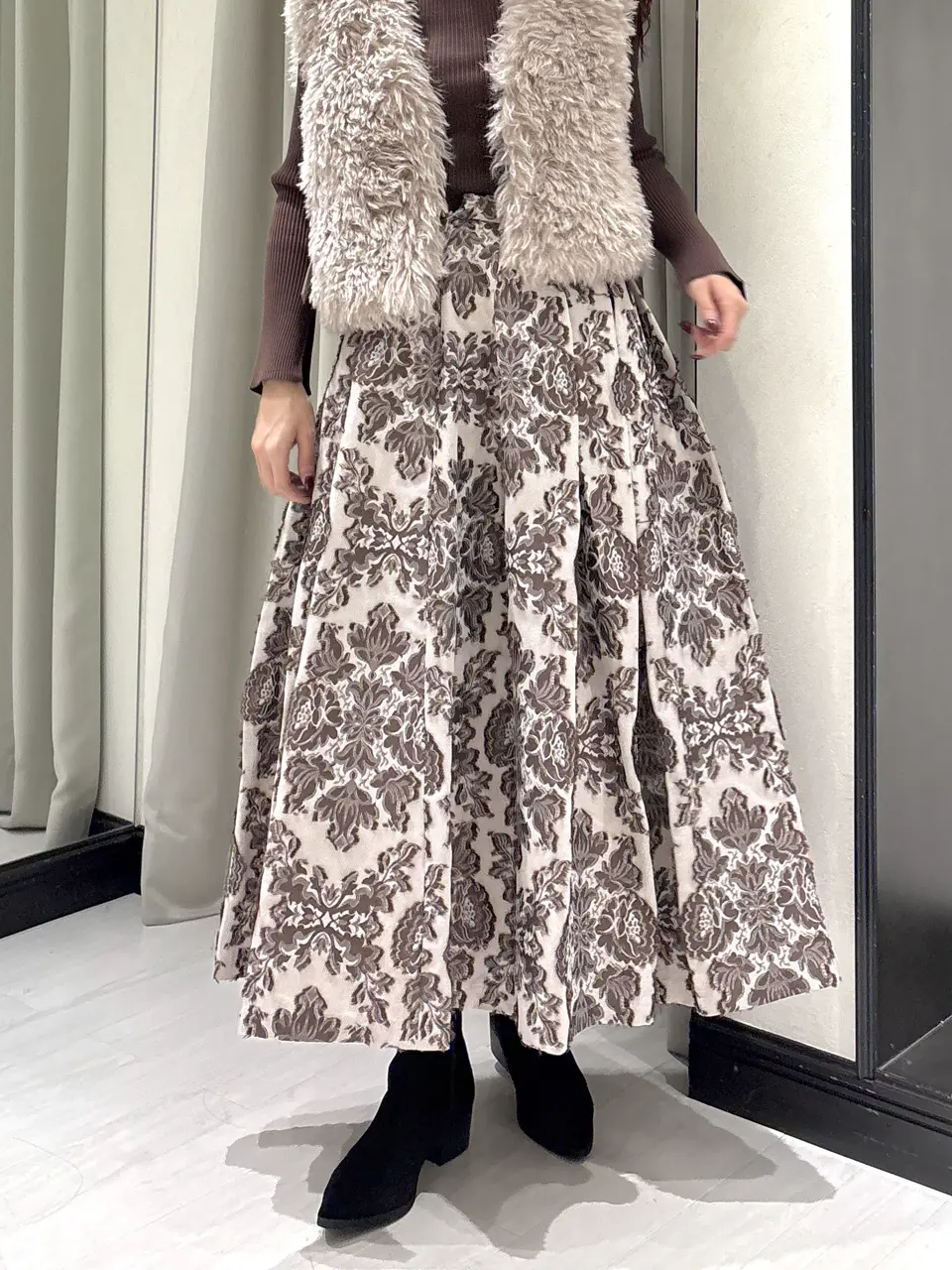 GRACE CONTINENTAL Yuuki NOZAWA コーディネート画像