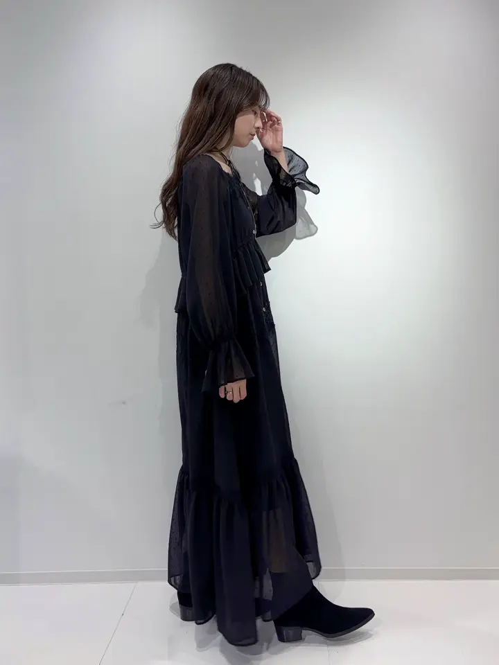 GRACE CONTINENTAL Hikaru Okada コーディネート画像