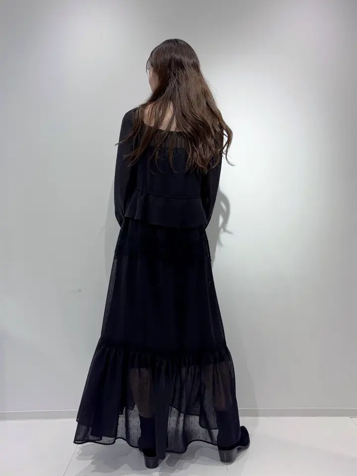 GRACE CONTINENTAL Hikaru Okada コーディネート画像