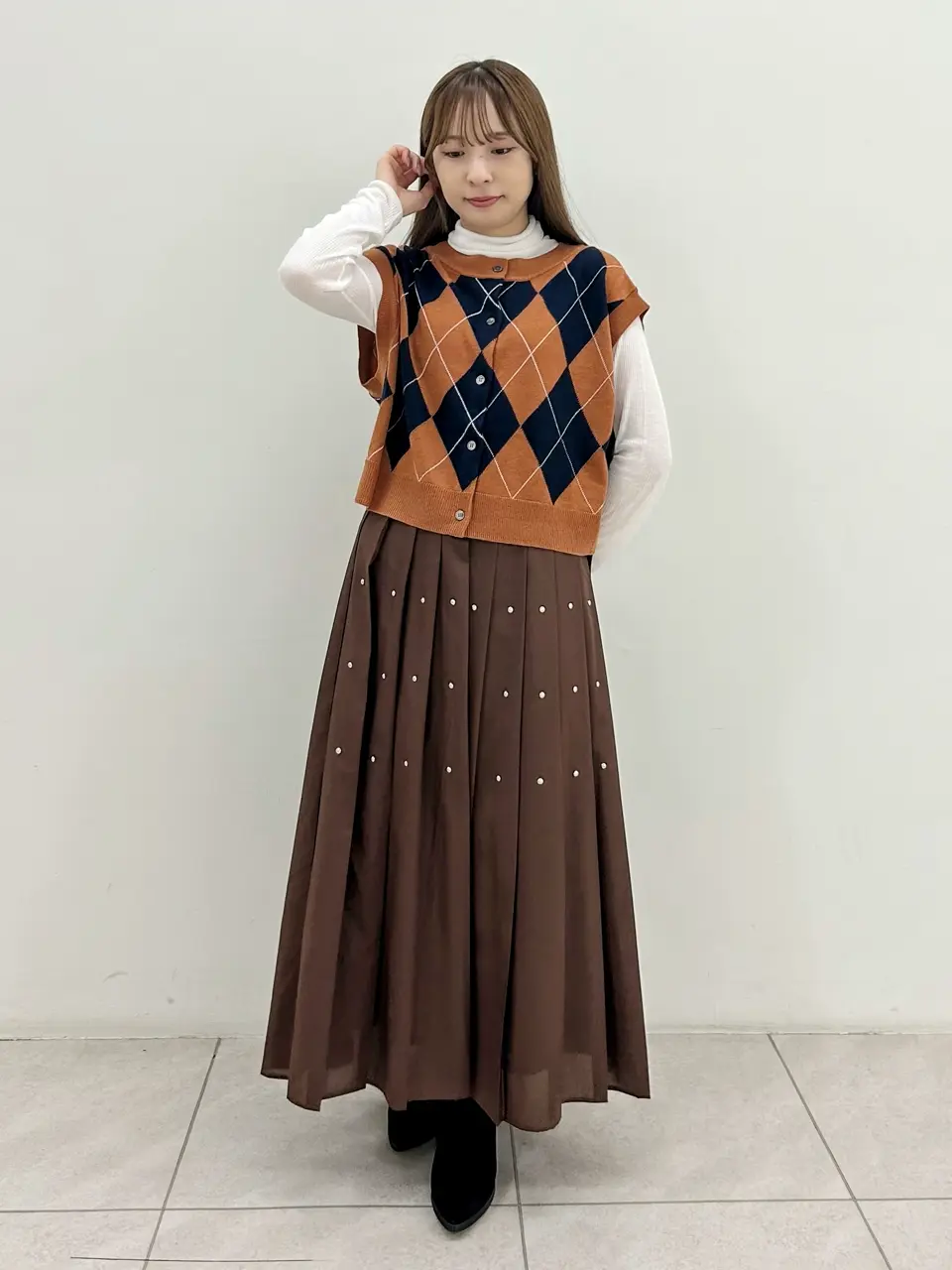  Miu Akamatsu コーディネート画像