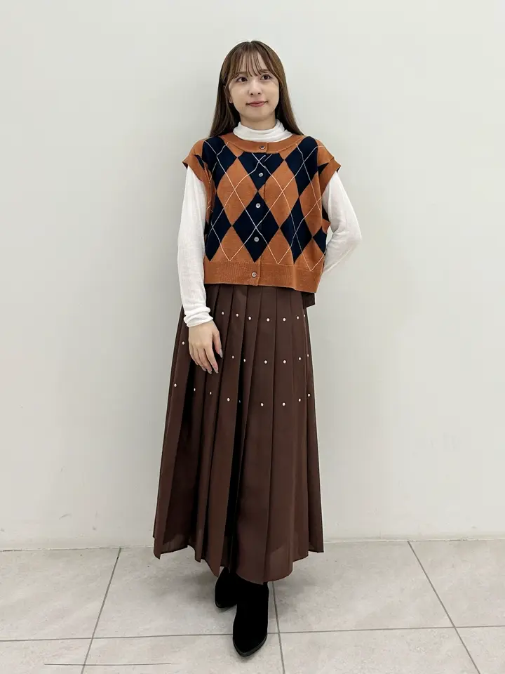 GRACE CONTINENTAL Miu Akamatsu コーディネート画像