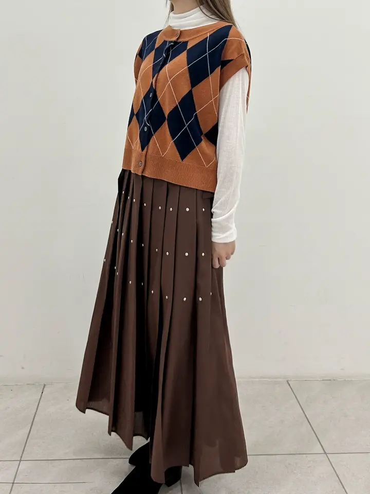 GRACE CONTINENTAL Miu Akamatsu コーディネート画像