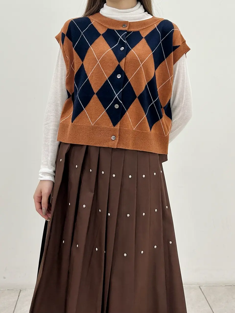 GRACE CONTINENTAL Miu Akamatsu コーディネート画像