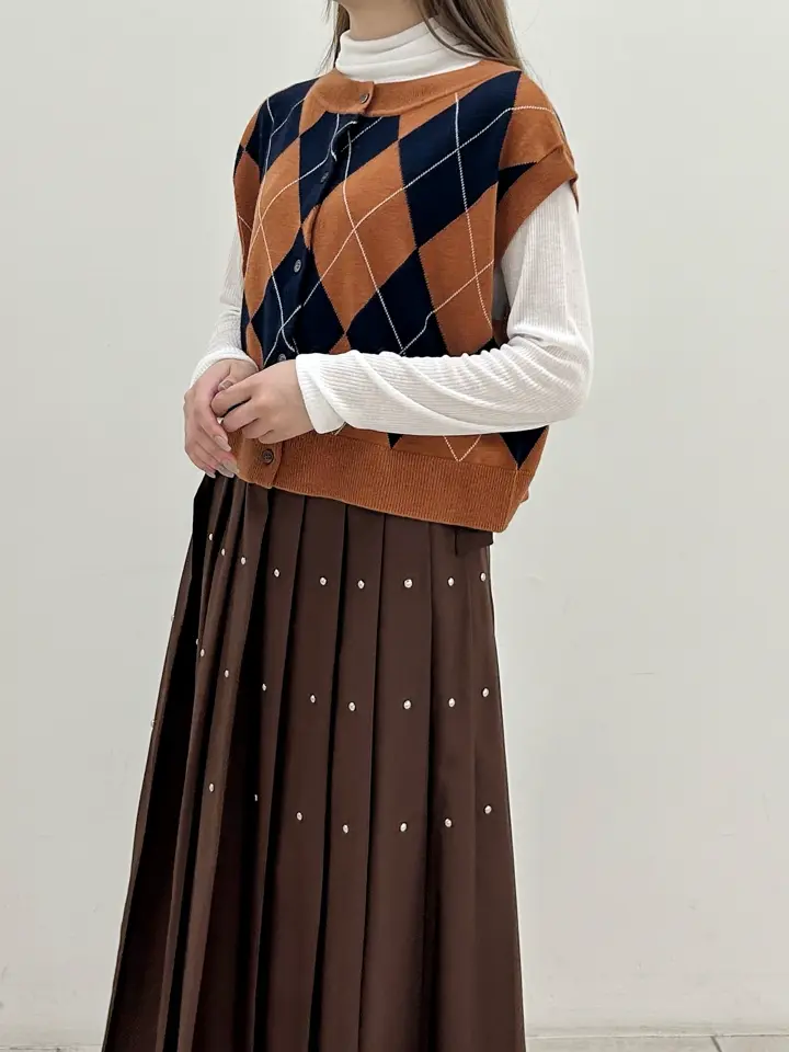 GRACE CONTINENTAL Miu Akamatsu コーディネート画像