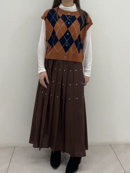 GRACE CONTINENTAL Miu Akamatsu コーディネート画像