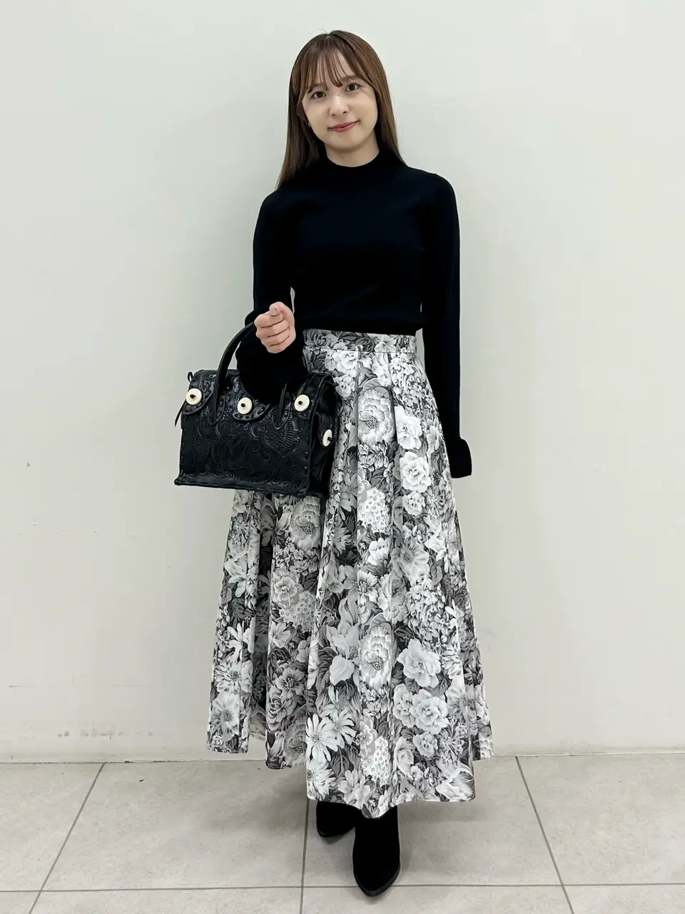 GRACE CONTINENTAL Miu Akamatsu コーディネート画像