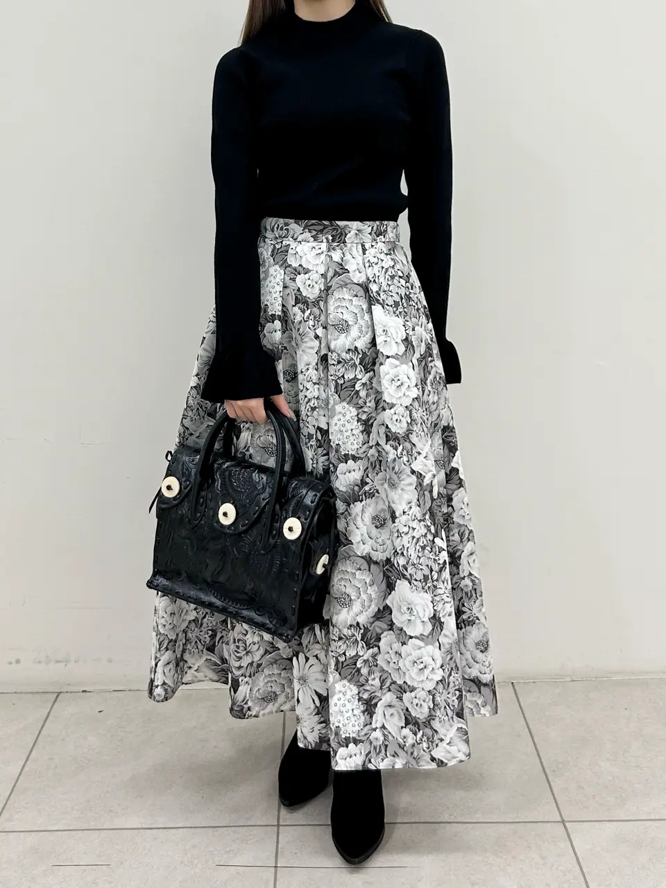 GRACE CONTINENTAL Miu Akamatsu コーディネート画像