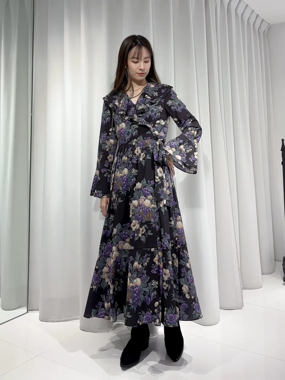 GRACE CONTINENTAL Hikaru Okada コーディネート画像