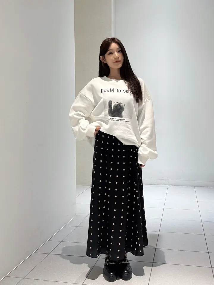 GRACE CONTINENTAL 王　宇キン コーディネート画像