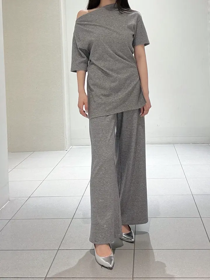 GRACE CONTINENTAL 王　宇キン コーディネート画像