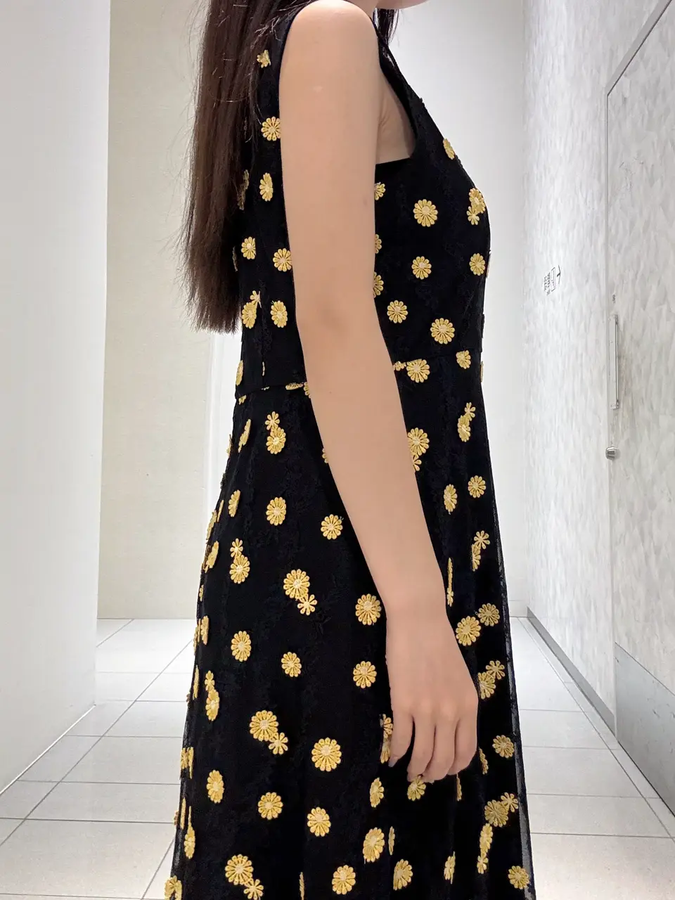 GRACE CONTINENTAL 王　宇キン コーディネート画像